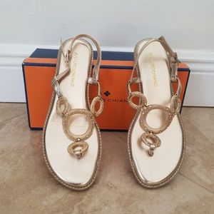 Arturo Chiang Flat Sandals Gold Metallic